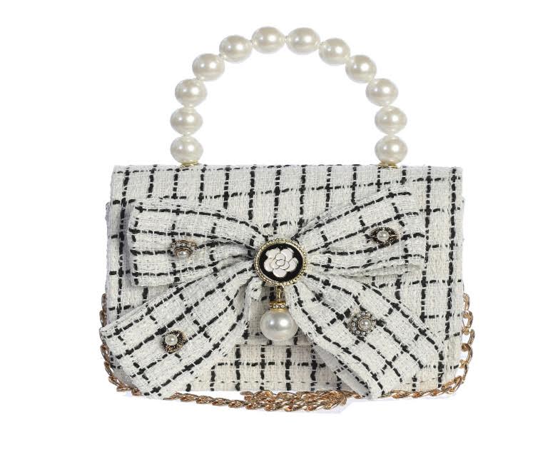 White Tweed Purse with Dangling Pearl