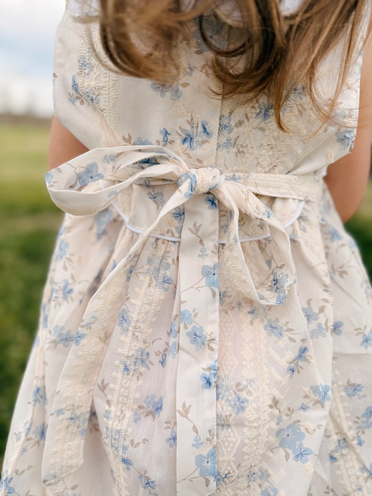 Cream Lace Floral Dress with Scallop Collar