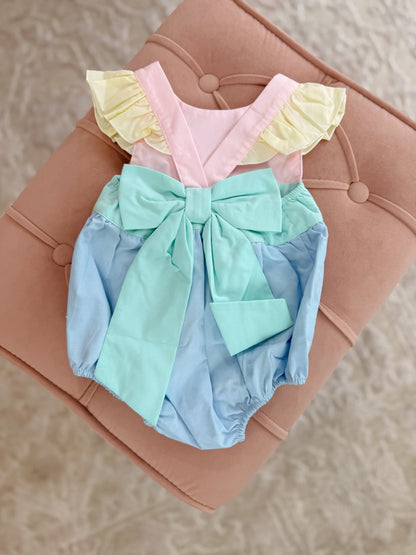 Colorblock Bowback Bubble