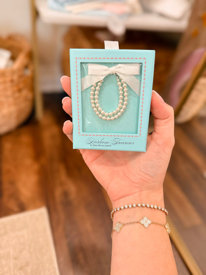 Classic White Pearl Heirloom Sister Set